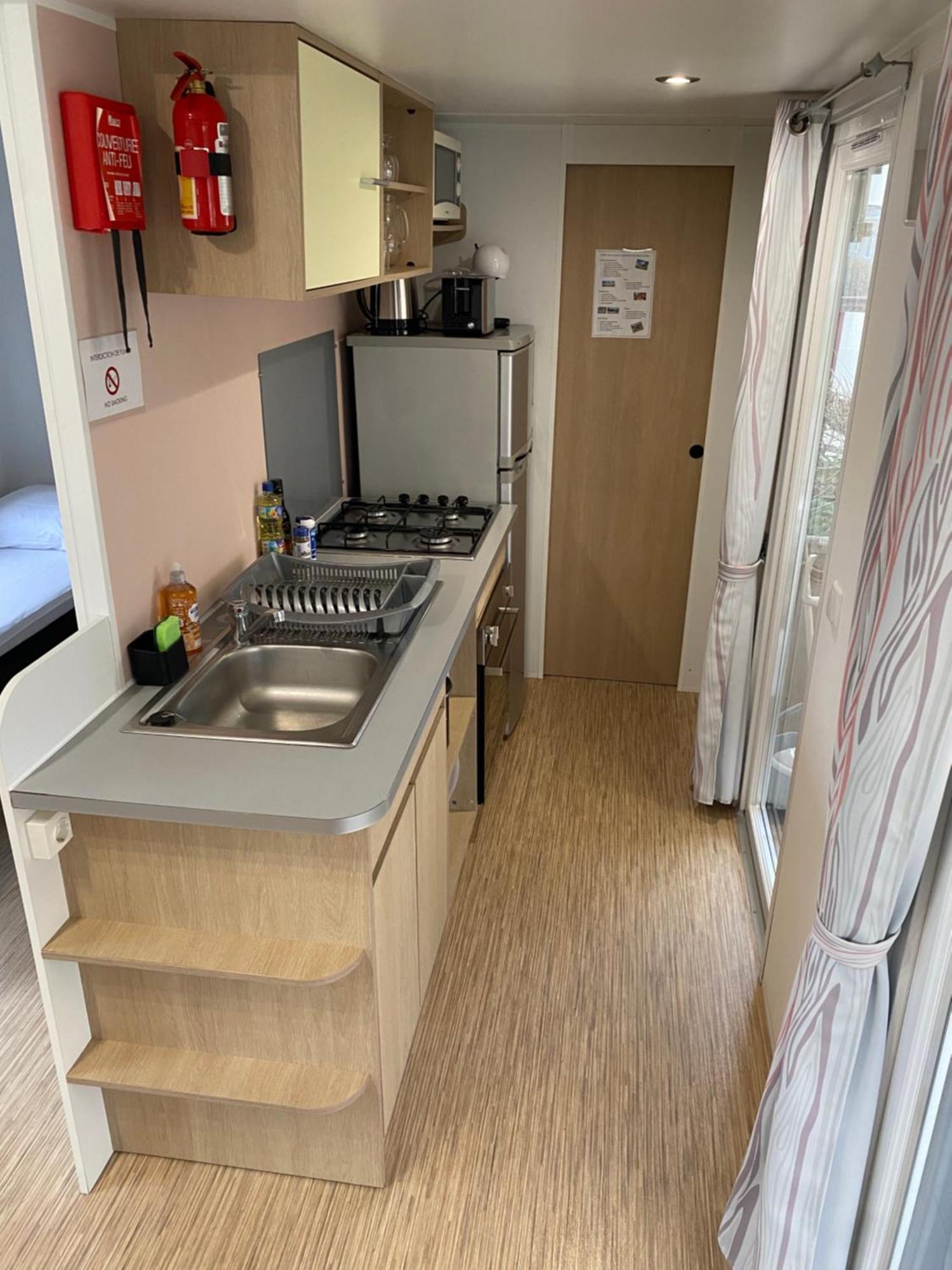 Mobil Home Tout Confort Ideal Pour 4 Personnes Dans Le Domaine De Dugny Camping 4 Etoiles, Proche De Blois, Du Zoo De Beauval Et Des Chateaux De La Loire Onzain Exterior foto